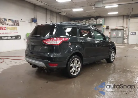 2013 Ford Escape Se z USA, uszkodzony, nr VIN 1FMCU9G95DUB88423